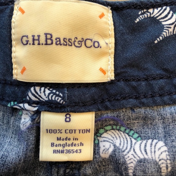 🦓G H Bass & Co. Zebra Cargo Shorts size 8🦓 - Picture 3 of 4
